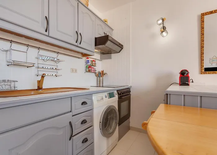 Casa Paradise Jannest * 아데제