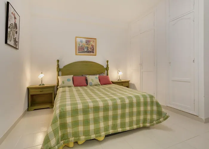 Casa Paradise Jannest * 아데제